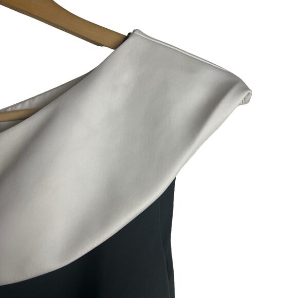 Badgley Mischka Black White Two-Tone Off Shoulder Trumpet Gown Size 4 - Picture 7 of 15